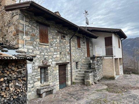 Casa rurale in Via Coli, Coli