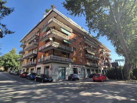 Quadrilocale in Via Padre Paolo Manna, 31, A. Annarumma - A. Gasperi, Avellino