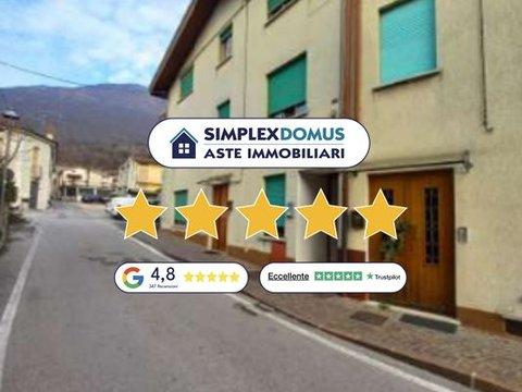 Appartamento in Via Roma, Cogollo del Cengio