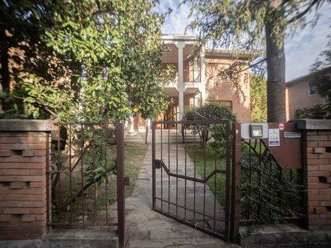 Villa in Via Francesco Petrarca, Campanella - Stazione - Colombarina, Imola