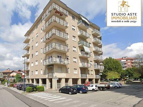 Trilocale in Via Principe Amedeo, 23, Beinasco