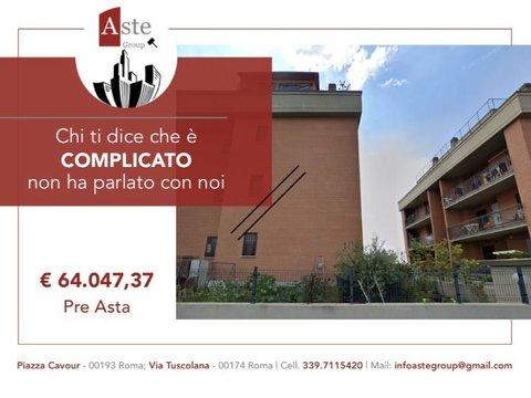 Trilocale in Via Balsorano, 44, Lunghezza - Villaggio Prenestino, Roma