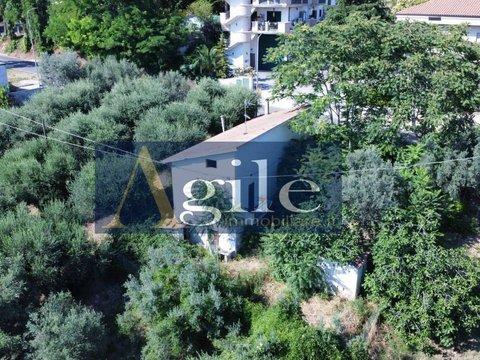 Casa indipendente in Viale dei Celestini, 13, Corropoli