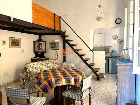 Bilocale a Porto Maurizio, Imperia