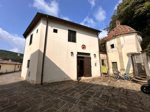 Appartamento in via Volterrana, 100, Galluzzo, Firenze