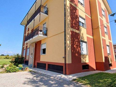 Trilocale in Via Treviglio, 26, Brignano Gera d'Adda