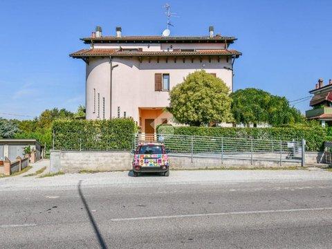 Trilocale in Via Nazionale, 31, Poggio Renatico