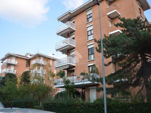 Bilocale in Via XXV Aprile, 10, Centro, Vimercate