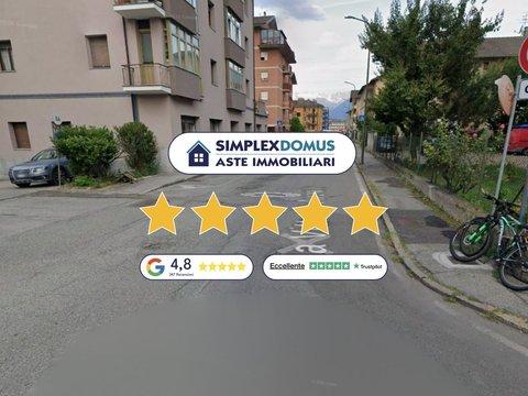 Trilocale in Via Vittorio Avondo, Centro, Aosta