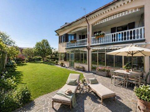 Appartamento in Via B. A. Porro, 3, Castelgerundo