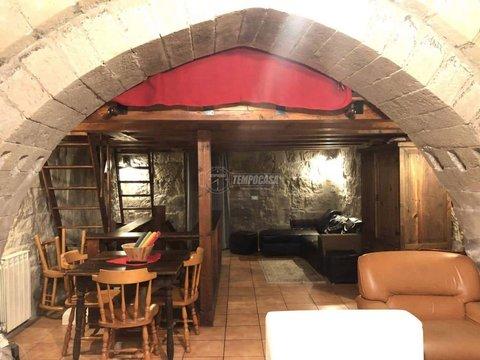 Trilocale in Via San Vito, 4, Centro Storico, Viterbo