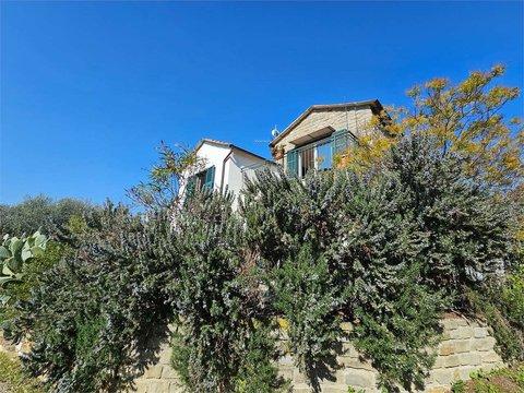 Villa in Via Diano San Pietro, 69, Zona Pianeggiante, Diano Marina