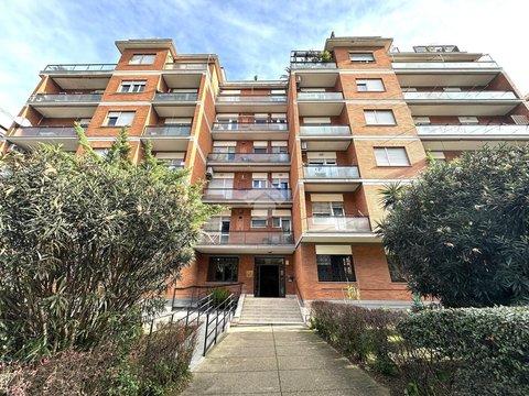 Bilocale in Via Cipriano Facchinetti, 61, Casal Bruciato, Roma