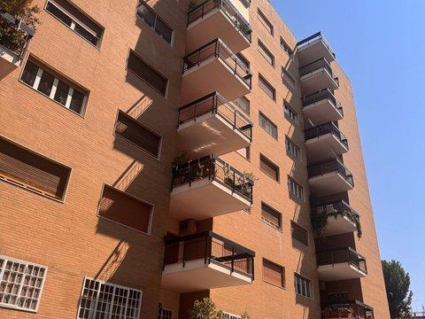 Appartamento in Via Papa Innocenzo XII, Picone, Bari