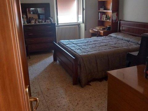 Camera in Via Colle Santo Stefano, 4, Zona Poggio - San Benedetto, Rieti