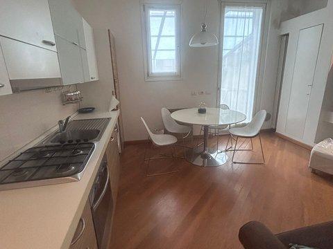 Monolocale in Via Francesco Arese, 7, Isola, Milano