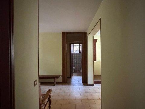 Appartamento in Viale Guglielmo Marconi, 17, Centro, Salsomaggiore Terme