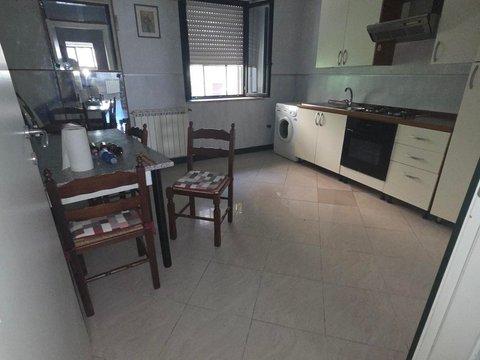 Trilocale in Via Vincenzo Ambrosio, 17, San Leonardo, Catanzaro