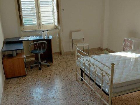 Camera in Via Napoli, 26 /d, Villa Dante - Quartiere Americano, Messina