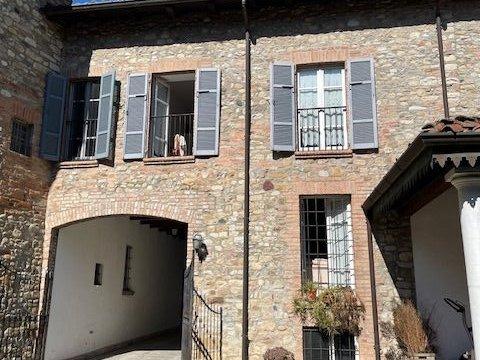 Appartamento su due piani in Via C. Morandi, 6 e, Rivergaro
