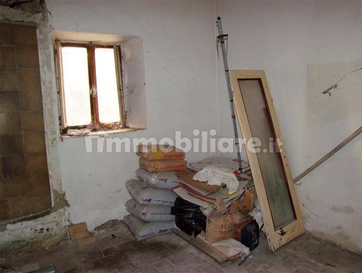 Bilocale da ristrutturare, Casini, Rufina