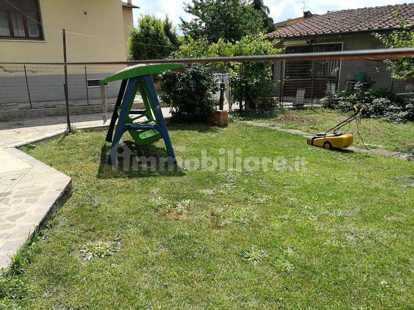 Appartamento buono stato, primo piano, Matassino, Reggello