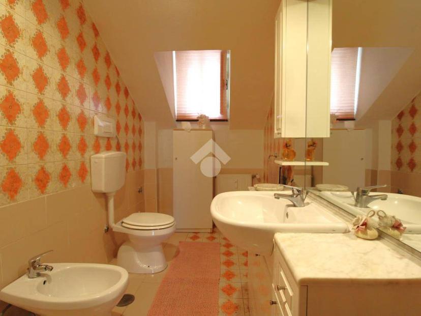 Quadrilocale viale Duca D'Aosta 13, Centro, Marano di Napoli