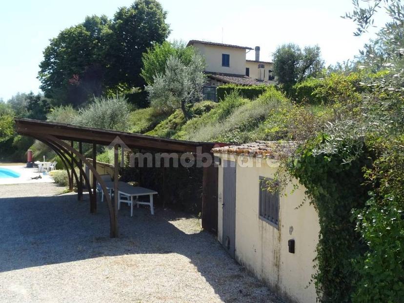 Rustico via del gufo, Montespertoli