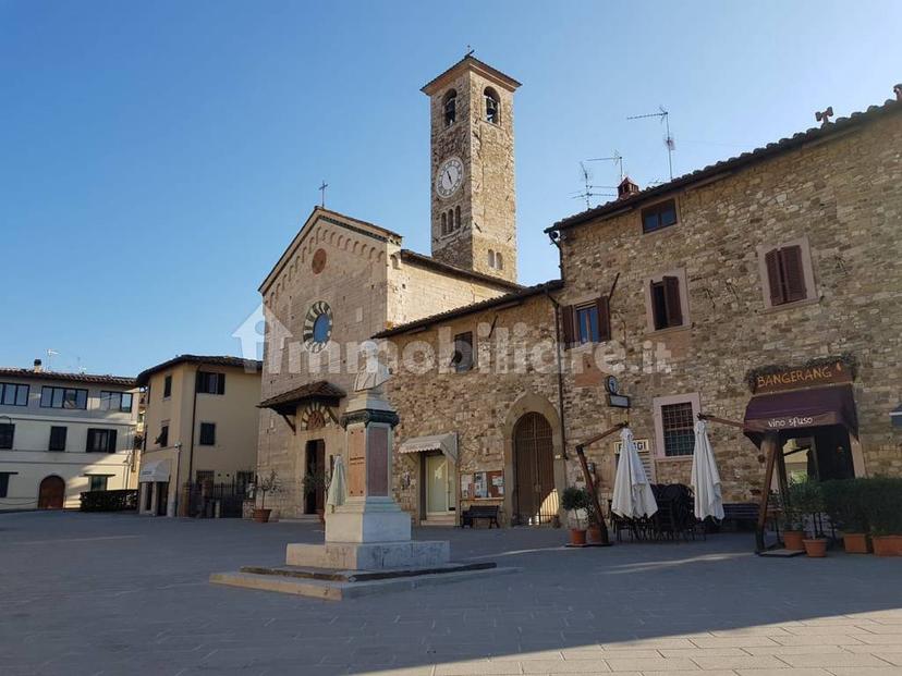 Villa a schiera piazza Ubaldino Peruzzi, Antella, Bagno a Ripoli