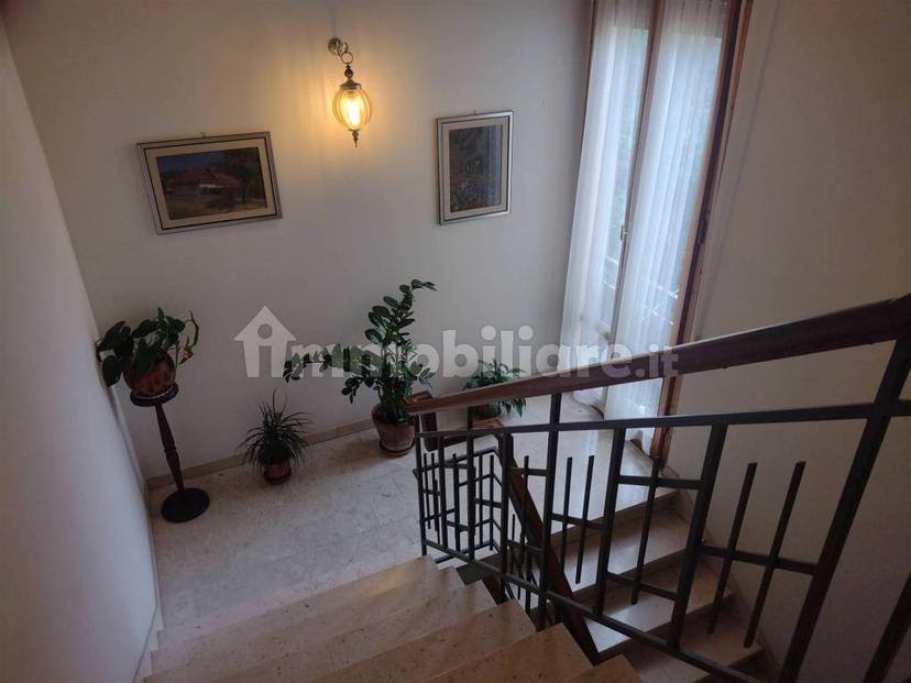 Villa plurifamiliare via Aretina, Pontassieve
