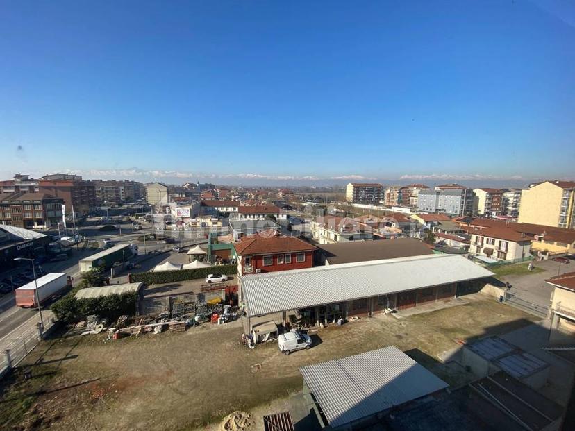 Trilocale via Alba 5, Centro, Carmagnola