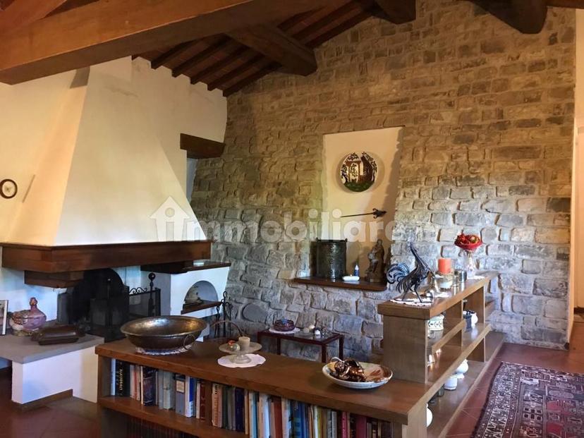 Casa colonica via della Lupaia 1990D, Vaglia