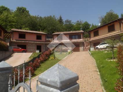 Villa bifamiliare via del Lamaro 80, Valsamoggia