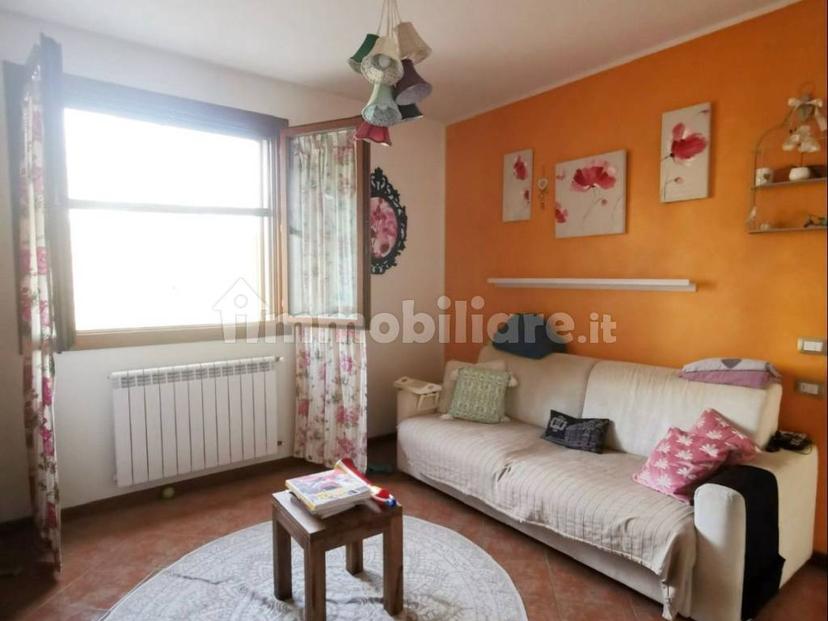 Quadrilocale buono stato, secondo piano, Centro, Dicomano — foto 10 di 13