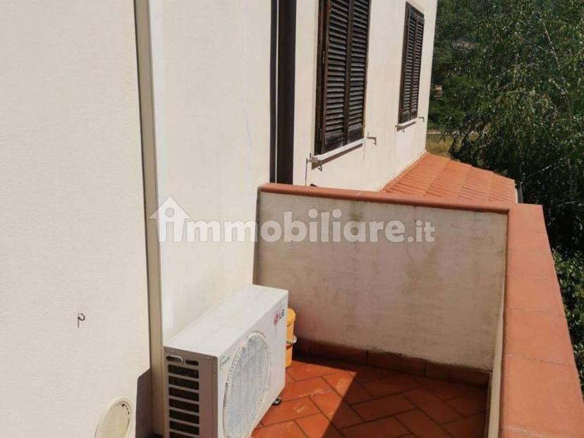 Quadrilocale buono stato, secondo piano, Centro, Dicomano — foto 3 di 13