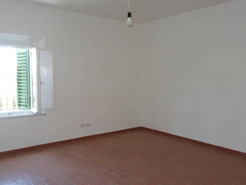 Trilocale viale Matteotti 108, Centro, Montespertoli