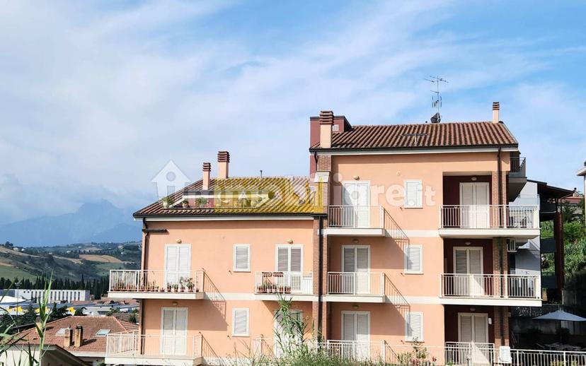 Loft via Don Lorenzo Milani 2, Centro, Teramo — foto 7 di 11