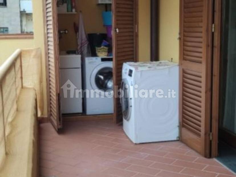 Bilocale via Castelmartini, Capraia e Limite