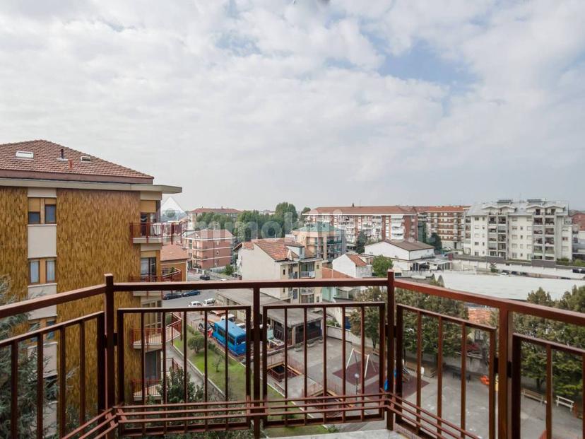 Appartamento via Giordano Bruno 8, Mercato - Santa Maria, Moncalieri
