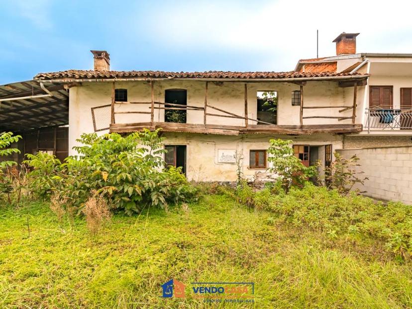 Rustico frazione San Luca, Villafranca Piemonte