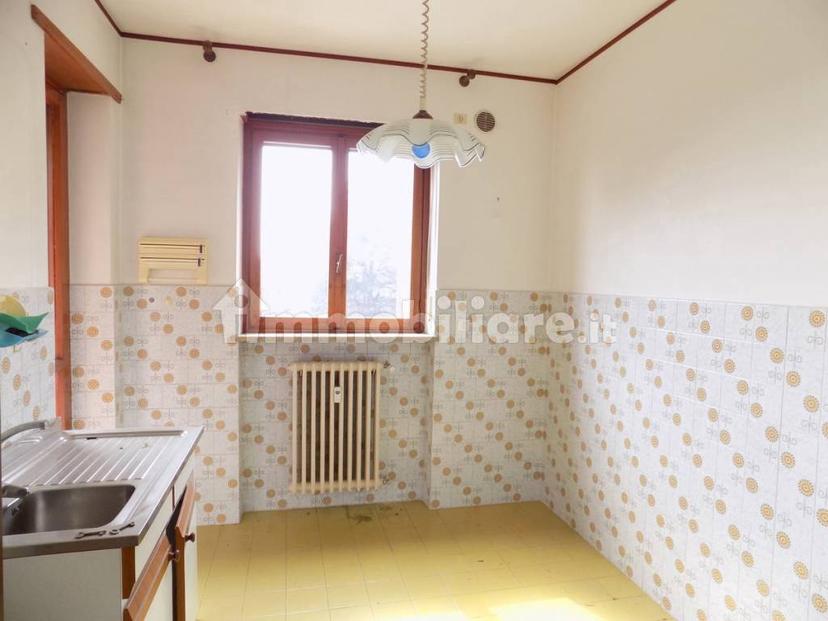 Quadrilocale via Pancalieri, 10, Centro, Carmagnola