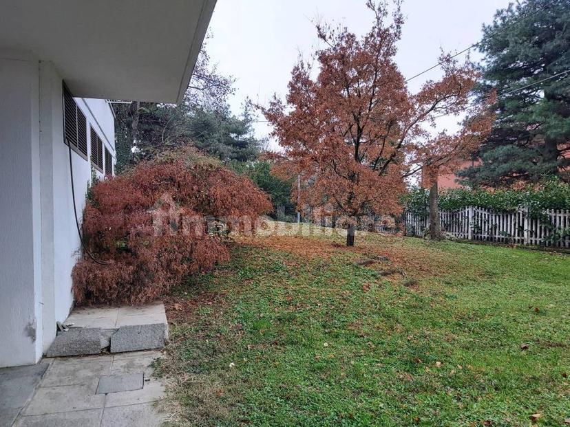 Villa plurifamiliare via Francesco Dorma 1, Centro, San Giorgio Canavese