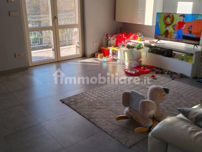 Trilocale via Don Lorenzo Milani 14, Centro, Vigone