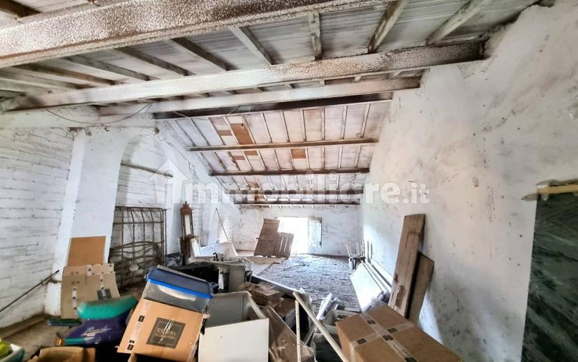 Loft via Camillo Benso di Cavour, Centro, Caprarola — foto 23 di 34