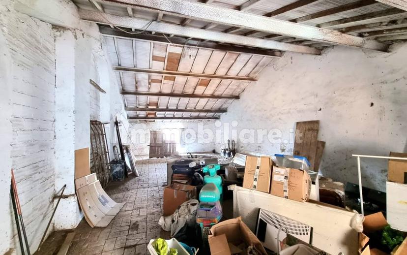 Loft via Camillo Benso di Cavour, Centro, Caprarola — foto 18 di 34
