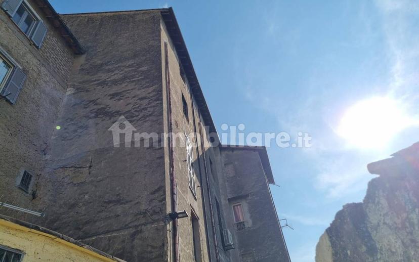Loft via Camillo Benso di Cavour, Centro, Caprarola — foto 10 di 34