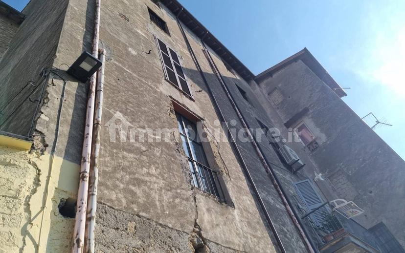 Loft via Camillo Benso di Cavour, Centro, Caprarola — foto 29 di 34