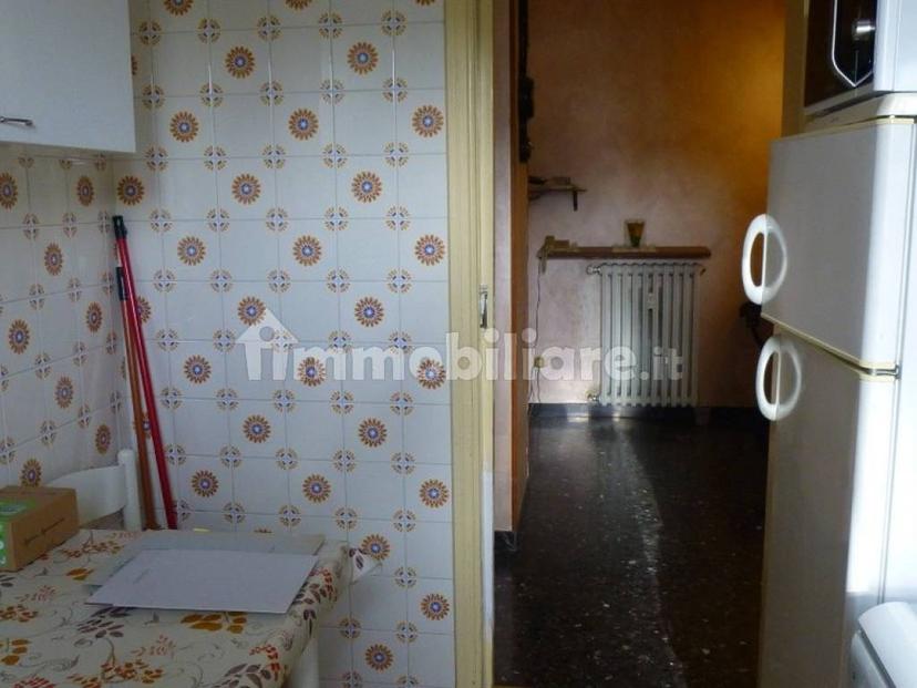 Quadrilocale via Santena 5, Roaschia, Chieri