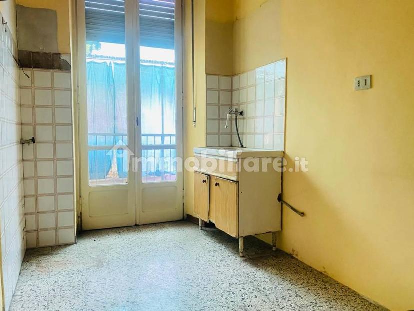 Bilocale via Tommaso Gulli 42, Borgo Vittoria, Torino