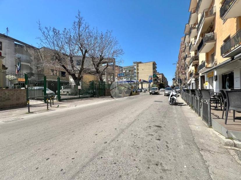Trilocale via Ungeria 8, Centro, Marano di Napoli